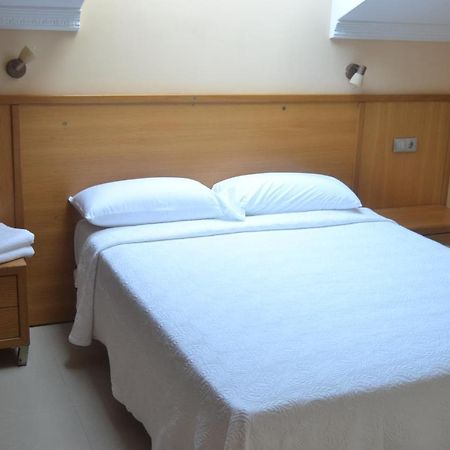 Hotel La Ribera Сантьянес Экстерьер фото